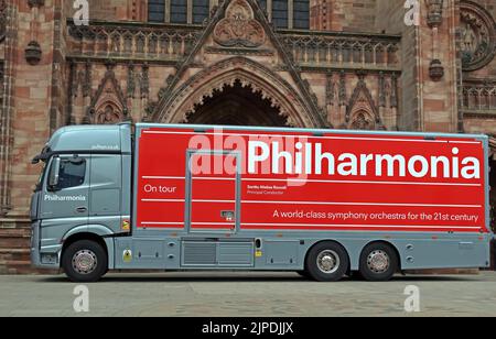 Philmarmonia auf Tour, auf den drei Chöre, dem Three Counties Festival, Hereford Kathedrale im Sommer 2022 Stockfoto