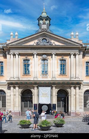 STOCKHOLM, SCHWEDEN - 31. JULI 2022: Das nobelpreismuseum in stortorget im Stadtgebiet gamla Stan. Stockfoto