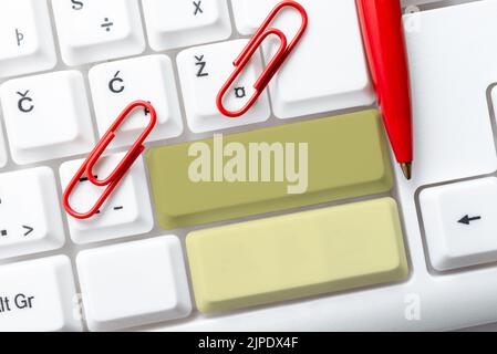 Verbinden Von Online-Freunden, Bekanntschaften Mit Dem Internet, Erstellen Einer Sicheren Cyber-Umgebung, Erforschung Neuer Ideen, Informationsbeschaffung, Modern Stockfoto