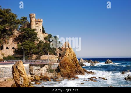 Das Schloss Sant Joan in Costa Brava, Lloret De Mar, Katalonien, Spanien Stockfoto