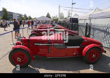 Aston Martin Le Mans Team Cars (LM20 1935), Aston Martin Le Mans Team Cars, Aston Martin Heritage Day 2022, Brooklands Museum, England, Großbritannien, Europa Stockfoto