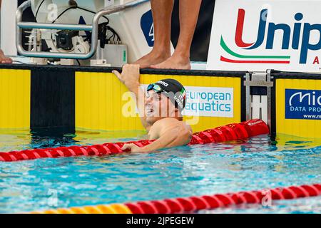 Rom, Italien. 17. August 2022. ROM, ITALIEN - 17. AUGUST: Alessandro Miressi aus Italien während der Männer-Medley 4x 100m beim European Aquatics Roma 2022 im Stadio del Nuoto am 17. August 2022 in Rom, Italien (Foto von Nikola Krstic/BSR Agency) Credit: Orange Pics BV/Alamy Live News Stockfoto