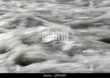 29. Juli 2022, Kenai Fjord National Park, Alaska, USA: Exit Glacier ist ein Gletscher, der vom Harding Ice Field in den Kenai Mountains vor dem Anchorage - Seward Highway abgeleitet wurde, Freitag, 29. Juli 2022. Seit 2004 ist sie um mehr als 2.300 Fuß zurückgegangen. (Bild: © Mark Hertzberg/ZUMA Press Wire) Stockfoto