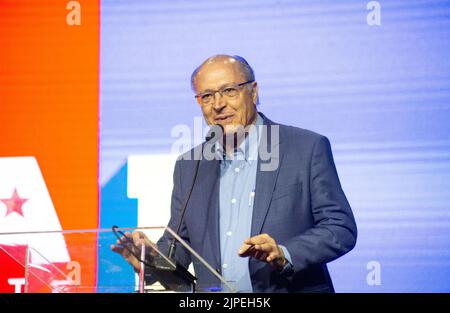 São PAULO, SP – 17. AUGUST: Geraldo Alckmin (ehemaliger Gouverneur von São Paulo), der für Luiz Inacio Lula da Silva kandidiert, spricht während eines Treffens mit Unternehmern im Hotel Novotel São Paulo am 17. August 2022 in São Paulo, SP, Brasilien. (Foto von Gerson Areias/PxImages) Credit: Px Images/Alamy Live News Stockfoto