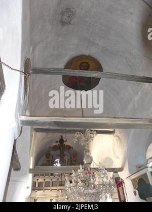 Kirche aus dem 19.. Jahrhundert der St. Athanasios in Palaiokasthon, Chalkidiki Stockfoto