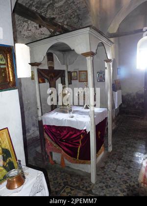 Kirche aus dem 19.. Jahrhundert der St. Athanasios in Palaiokasthon, Chalkidiki Stockfoto