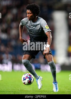 Das Jaden PhilogeneBidace von Cardiff City feiert das erste Tor seiner