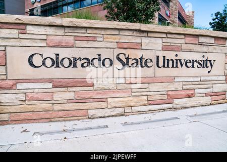 Fort Collins, CO - 16. Juli 2022: Eintrittsschild zur University of Colorado in Fort Collins, Colorado Stockfoto