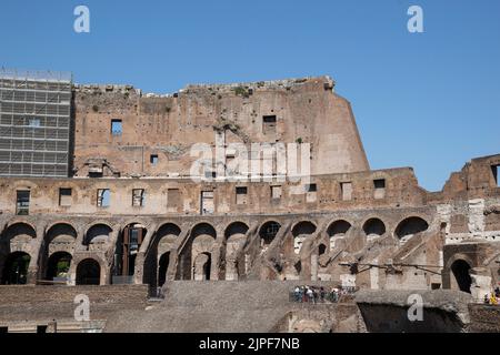 Innenräume des römischen Kolosseums, Rom, Italien Stockfoto