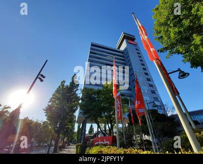 Berlin, Deutschland. 10. August 2022. Das RBB-Sendezentrum fotografiert am 10. August 2022 in Berlin Charlottenburg. © VON XAMAX Credit: XAMAX/dpa/Alamy Live News Stockfoto