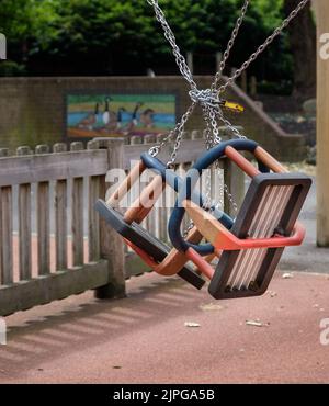 Geschlossener Kinderspielplatz in Goose Green, East Dulwich, während des Coronavirus (Covid-19) Stockfoto