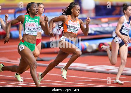 München, Deutschland. 18. August 2022. MÜNCHEN, DEUTSCHLAND - 18. AUGUST: Jamile Samuel aus den Niederlanden tritt am 18. August 200m 2022 bei den Europameisterschaften München 2022 im Olympiastadion in München an (Foto: Andy Astfalck/BSR Agency) Credit: Orange Pics BV/Alamy Live News Stockfoto