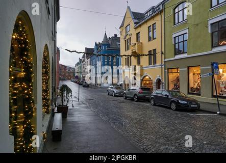 Innenstadt von Ålesund im Winter, Norwegen. Stockfoto