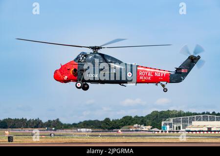 Vintage Royal Navy Westland Wessex HU5 Search & Rescue Helicopter XT761 kommt in RAF Fairford an, um am Royal International Air Tattoo teilzunehmen Stockfoto