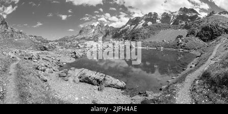 Das Panorama des Oberhornsee mit der Jungfrau, dem Mittaghorn und dem Grosshorn. Stockfoto