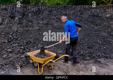 France, Cher (18), Neuilly-en-Sancerre, Workshop zur Tonvorbereitung „Land and Ashes“, Bruno & Michel Cornille Stockfoto