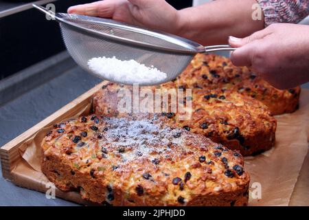 Puderzucker, Stollen, bestäuben, Puderzucker, Stollen, Bestäuber Stockfoto