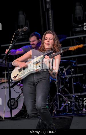 Rebecca Lovell, Larkin Poe, Edmonton Folk Music Festival, Edmonton Alberta, Kanada Stockfoto