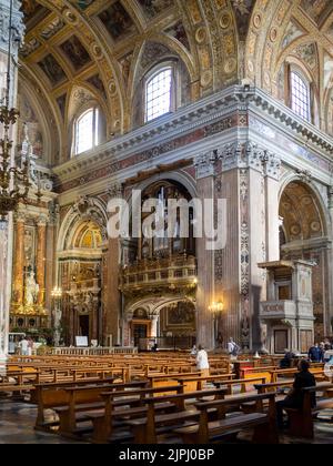 Gesú Nuovo Kirche Innenraum, Neapel Stockfoto