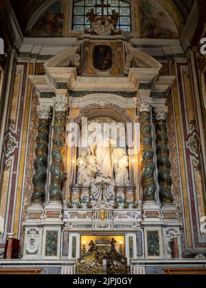 Kapelle San Francesco De Geronimo, Altar von Giuseppe Bastelli, Gesú Nuovo, Neapel Stockfoto