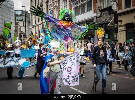 Manchester Day Parade, 19. Juni 2022: Pig Face Stockfoto