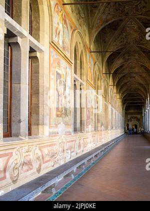 Wandfresken des Chiostro Maiolicato oder Chiostro delle Clarisse, des Complesso Monumentale di Santa Chiara, Neapel Stockfoto