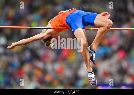 MÜNCHEN, DEUTSCHLAND - 18. AUGUST: Douwe Amels aus den Niederlanden startet im Männer-Hochsprung bei der Europameisterschaft München 2022 im Olympiastadion am 18. August 2022 in München (Foto: Andy Astfalck/BSR Agency) Stockfoto