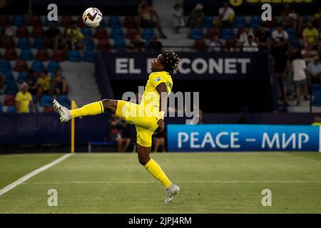 Villarreals Samuel Chimerenka Chukwueze während DES PLAYOFF-LEAGUE-Spiels zwischen Villarreal CF und der Split von der Chajduk im Stadion Ciutat de Valencia. Foto von Jose Miguel Fernandez /Alamy Live News ) Stockfoto