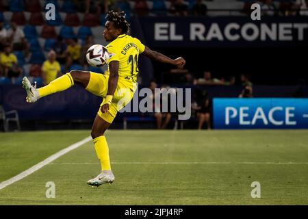 Villarreals Samuel Chimerenka Chukwueze während DES PLAYOFF-LEAGUE-Spiels zwischen Villarreal CF und der Split von der Chajduk im Stadion Ciutat de Valencia. Foto von Jose Miguel Fernandez /Alamy Live News ) Stockfoto