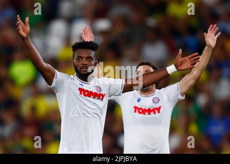 Valencia, Spanien. 18. August 2022. VALENCIA, SPANIEN - 18. AUGUST: Chidozie Awaziem von der HNK Hjduk Split reagiert während der Play-offs der UEFA Conference League am 18. August 2022 in Valencia, Spanien. Foto: Omar Arnau/PIXSELL Credit: Pixsell Foto- und Videoagentur/Alamy Live News Stockfoto