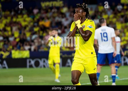 Villarreals Samuel Chimerenka Chukwueze während DES PLAYOFF-LEAGUE-Spiels zwischen Villarreal CF und der Split von der Chajduk im Stadion Ciutat de Valencia. Foto von Jose Miguel Fernandez /Alamy Live News ) Stockfoto