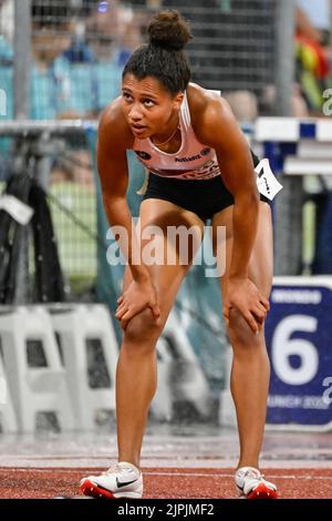 München, Deutschland. 18. August 2022. Die Belgierin Delphine Nkansa, aufgenommen während des Halbfinales des Männer-200m-Rennens am 8. Tag der Leichtathletik-Europameisterschaften, in München 2022, Deutschland, am Donnerstag, den 18. August 2022. Die zweite Auflage der Europameisterschaften findet vom 11. Bis 22. August statt und umfasst neun Sportarten. BELGA FOTO ERIC LALMAND Kredit: Belga Nachrichtenagentur/Alamy Live News Stockfoto