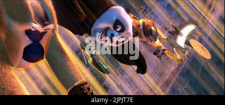 AFFE, GOTTESANBETERIN, PO THE PANDA, TIGERIN, VIPER, MEISTERKRAN, KUNG FU PANDA 2, 2011 Stockfoto