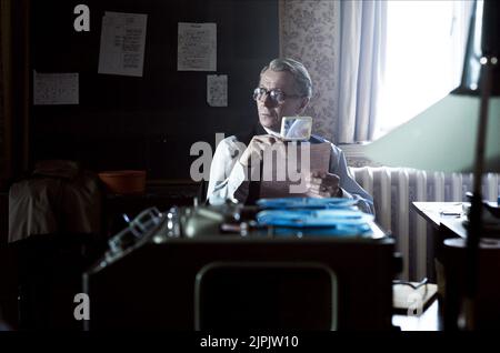 GARY OLDMAN, TINKER TAILOR SOLDIER SPY, 2011 Stockfoto