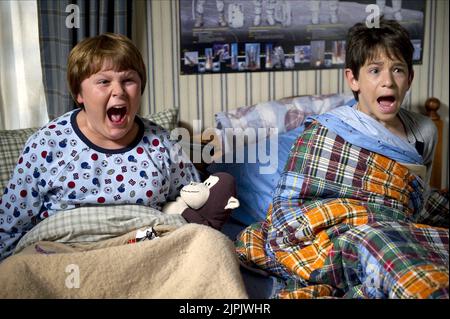 ROBERT CAPRON, ZACHARY GORDON, DIARY OF A WIMPY KID: RODRICK REGELN, 2011 Stockfoto