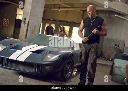 PAUL WALKER, Jordana Brewster, VIN DIESEL, FAST FÜNF, 2011 Stockfoto