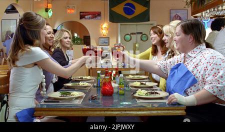 ROSE BYRNE, Maya Rudolph, NANCY CARELL, ELLIE KEMPER, WENDI MCLENDON - COVEY, MELISSA MCCARTHY, Brautjungfern, 2011 Stockfoto