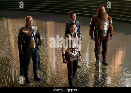 JOSHUA DALLAS, JAIMIE ALEXANDER, Tadanobu Asano, Ray Stevenson, THOR, 2011 Stockfoto