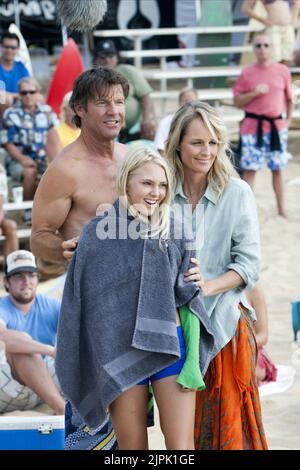 DENNIS QUAID, ANNASOPHIA ROBB, Helen Hunt, SOUL SURFER, 2011 Stockfoto