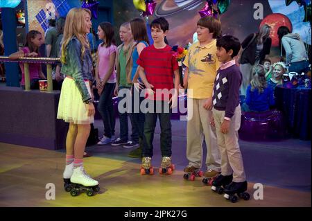 PEYTON LIST, ZACHARY GORDON, ROBERT CAPRON, KARAN BRAR, DIARY OF A WIMPY KID: RODRICK REGELN, 2011 Stockfoto