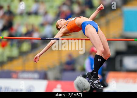 München, Deutschland. 19. August 2022. MÜNCHEN, DEUTSCHLAND - 19. AUGUST: Britt Weerman aus den Niederlanden startet im Hochsprung der Frauen bei den Europameisterschaften München 2022 im Olympiastadion am 19. August 2022 in München (Foto: Andy Astfalck/BSR Agency) Credit: Orange Pics BV/Alamy Live News Stockfoto