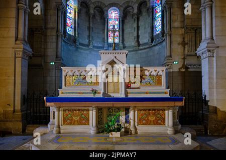 Frankreich, Loiret (45), Mosaik von Eugène Grasset, dem Engel des Martyriums von Saint-Etienne für den Giebel der Kirche von Briare Stockfoto