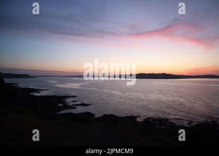 Sommersonnenwende Morgendämmerung Sonnenaufgang Cornwall Stockfoto