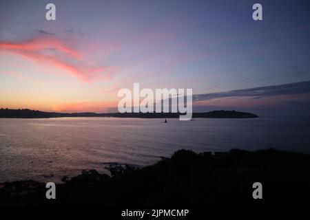 Sommersonnenwende Morgendämmerung Sonnenaufgang Cornwall Stockfoto