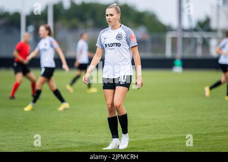 Hjorring, Dänemark. 18. August 2022. Laura Freigang (10) von Eintracht Frankfurt beim Qualifikationsspiel der UEFA Women's Champions League zwischen Fortuna Hjorring und Eintracht Frankfurt im Hjorring Stadion in Hjorring. (Foto: Gonzales Photo/Alamy Live News Stockfoto