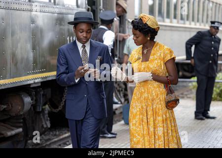 DANIELLE DEADWYLER und JALYN HALL in TILL (2022), Regie: CHINONye CHUKWU. Kredit: METRO-GOLDWYN-MAYER / Album Stockfoto