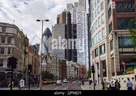 London, Großbritannien. 19.. August 2022. Ein teilweise bewölktes Wetter in Bishopsgate, City of London. Kredit: Vuk Valcic/Alamy Live Nachrichten Stockfoto