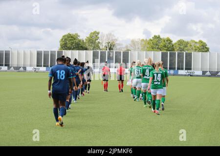 Während des Spiels Tallin FC Flora und FC qiryat der ersten Qualifikationsrunde der UEFA Women’s Champions League am 18. August 2022 auf dem Juventus Training Ground, Turin, Italien. Foto Nderim Kaceli Stockfoto