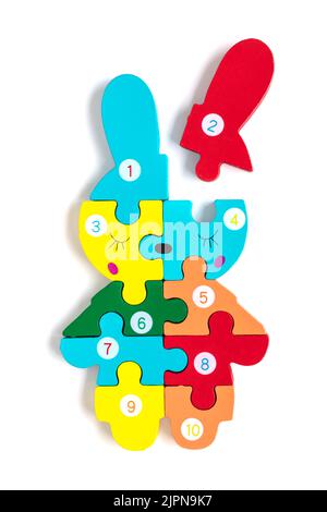 Set von Form Montessori Stil Spielzeug Kinder Holz umweltfreundliche Logik-Spiele für Vorschulkinder Spielsachen für die Baby-Entwicklung. Sammlung von pädagogischen Elementen für die frühkindliche Entwicklung. Stockfoto