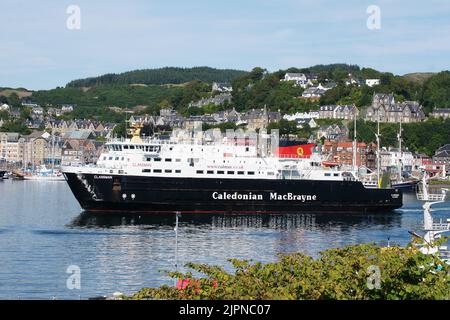 Caledonian MacBrayne Inter-Island Ferry Clansman mit Abfahrt von Oban, Argyll und Bute. Stockfoto